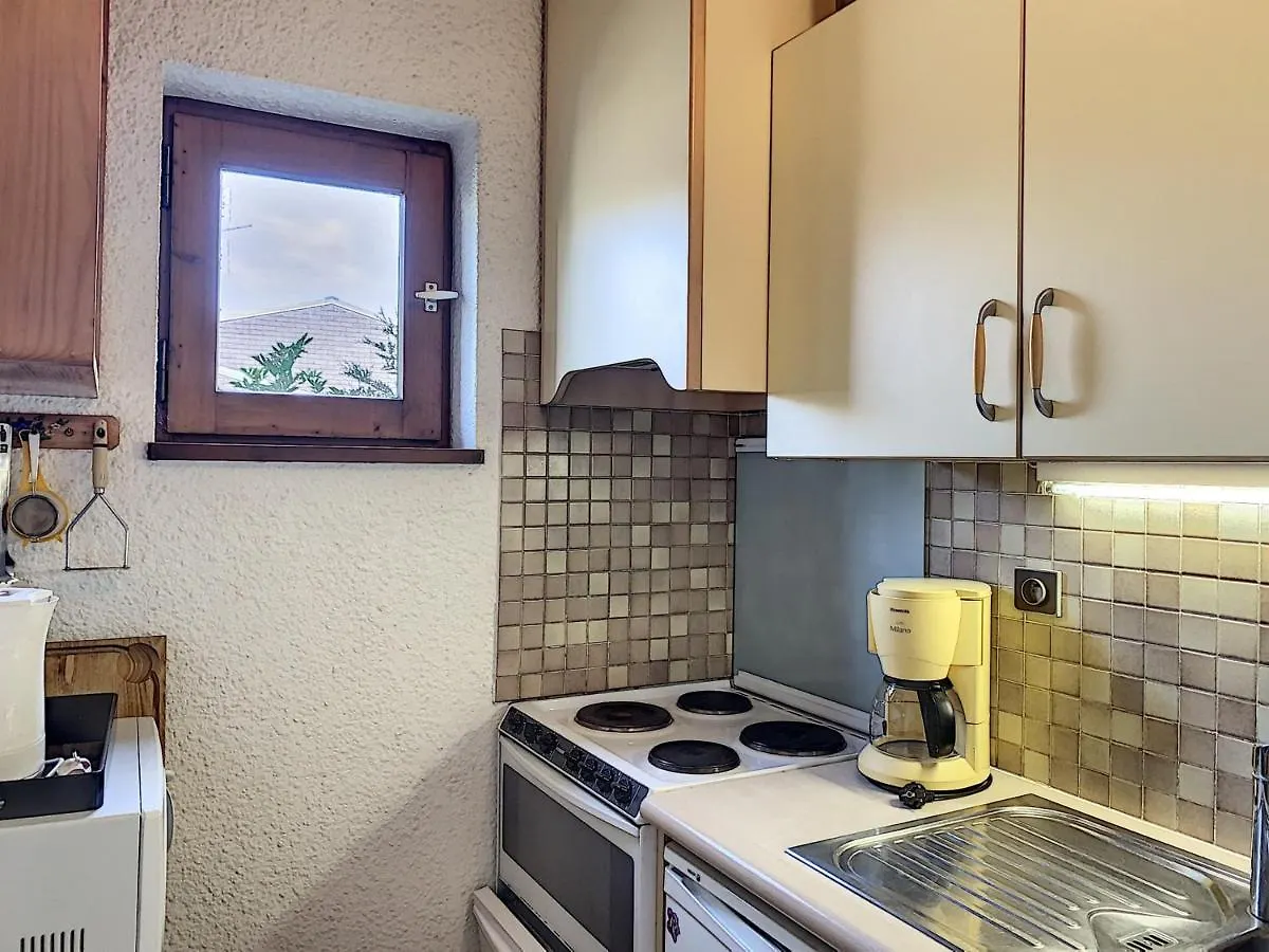 Charmant 2 Pieces Au Centre De Combloux Avec Balcon, Parking Et Proche Ski Bus - Fr-1-560-2 0*,